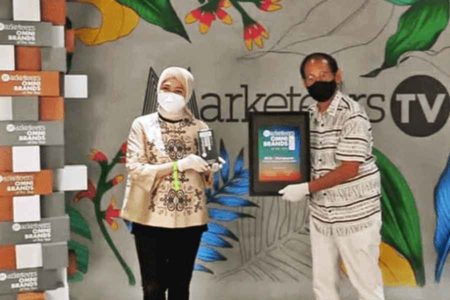 Kolaborasi dalam Mengedukasi Pasar, BCA dan Kumparan Raih OMNI Brands of the Year 2021