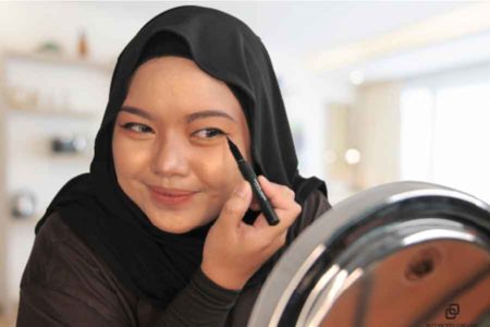Kurang Tidur dan Wajah Terlihat Bengkak, Ini 3 Tips untuk Menghilangkannya