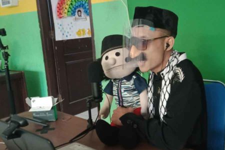 Harris Rizki, Ajak Orang Tua Peduli Anak dengan Mendongeng