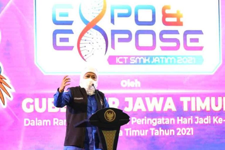 Gubernur Khofifah : Saya Berharap Siswa SMK Jatim jadi Pioner Wirausaha Muda