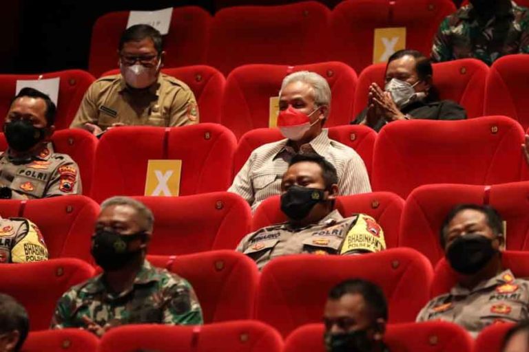 The Mentors, Film Dokumenter tentang Eks Napi Terorisme dapat Pujian