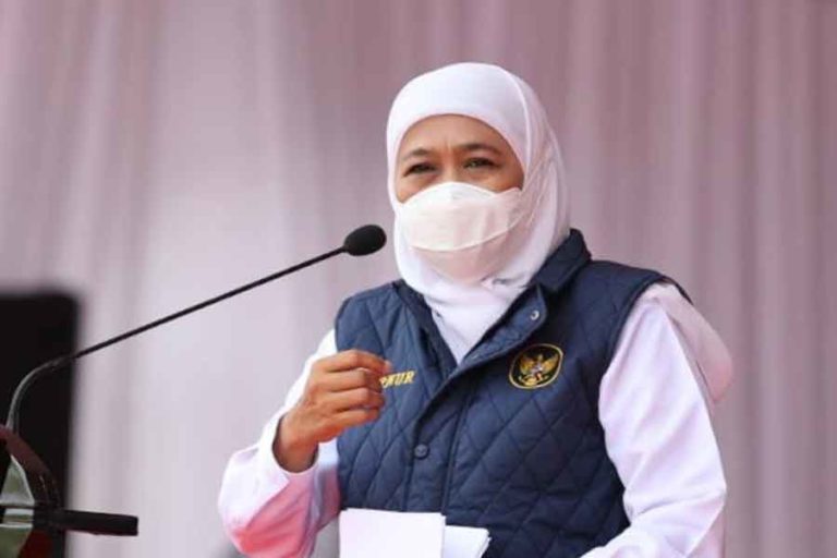 Jatim Tanggap Covid-19, Gubernur Khofifah Raih Kepala Daerah Inovatif 2021 Kategori Kesehatan