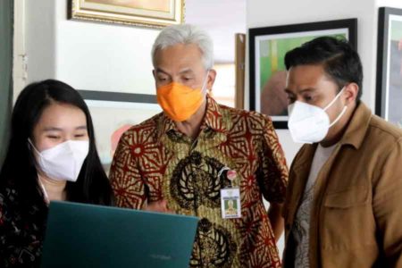 Tiga Pemuda Ini Siap Wujudkan Mimpi Ganjar Bangun Big Data Pertanian Jateng