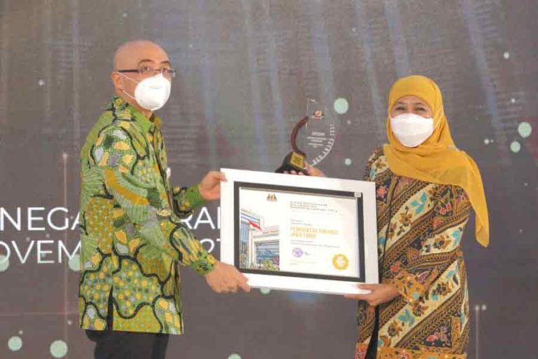 Jatim Terima Dua Penghargaan BKN Award 2021 Peringkat Pertama, Ini Formula Rahasianya
