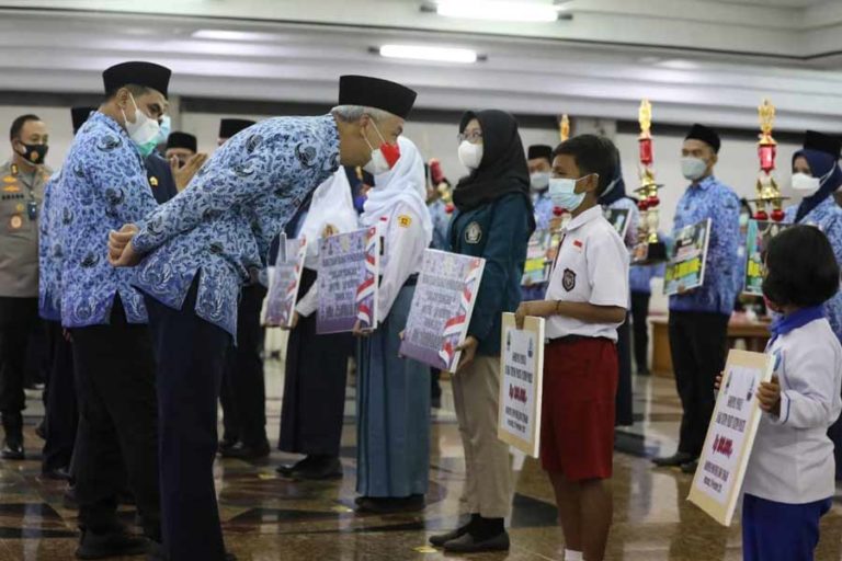 Rayakan HUT, Korpri Jateng Bagikan Bantuan untuk 100 Anak Yatim Piatu