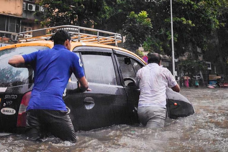 Waspada! Daerah Ini akan Alami Banjir Rob di Penghujung 2021