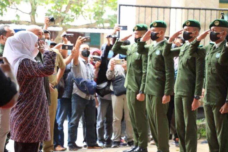 Resmikan SMAN 5 Taruna Brawijaya, Khofifah Harapkan Bibit SDM Berkualits dan Berkarakter