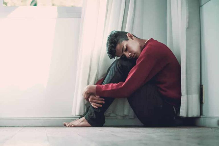 Kesehatan Mental yang Buruk bisa Terpapar Covid-19, Kok Bisa?