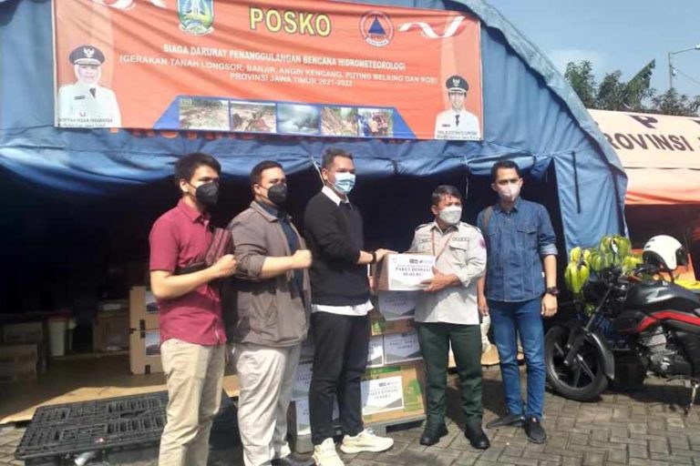 Mahasiswa FK Unair Galang Solidaritas Bantuan untuk Korban Erupsi Semeru