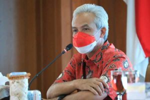 Selesaikan Kemiskinan Ekstrem Jawa Tengah, Ganjar Ajak Bergotong Royong