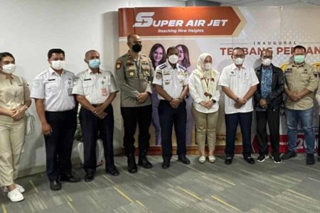 Super Air Jet Siap Manjakan Millenial untuk Penerbangan Jakarta-Padang