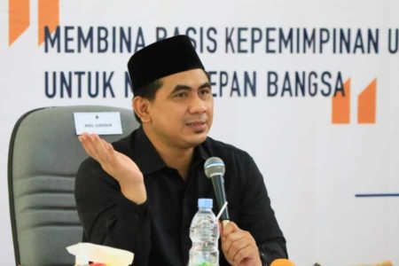 Gunakan Medsos untuk Aduan Warga, Ganjar dan Yasin Disorot Mahasiswa
