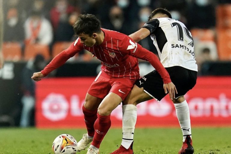Hasil Pertandingan Valencia vs Sevilla, Unggul Jumlah Pemain Sevilla Ditahan Imbang 1-1