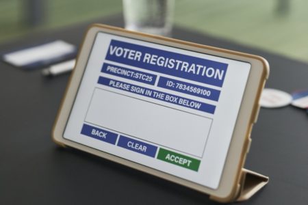 DPR Bersama Bawaslu Akan Buat Aturan dan Tata Cara Kampanye Di Ruang Digital
