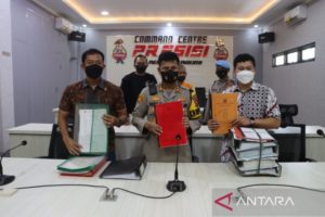 Selewengkan Dana Rp685 Juta, Mantan Kades Di Sukabumi Ditahan