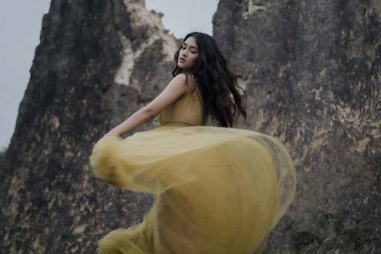 Usai OST Layangan Putus, Prinsa Mandagie Suguhkan Single Hanya Singgah