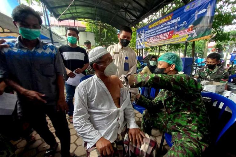 Gilaran Kabupaten Banjar Lampaui Target Vaksinasi Covid-19