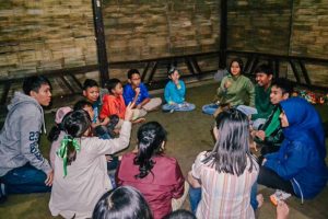 Akar Tuli Malang, Berangkat dari Keresahan kini Sosialisasikan Bahasa Isyarat ke Masyarakat