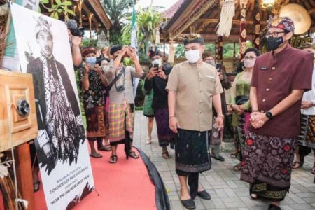 Apresiasi Tjokorde Gde Rake Soekawati, Menparekraf : Beri Semangat Juang untuk Kebangkitan Ekonomi Bali