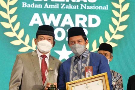 Laznas dengan Pertumbuhan Penghimpunan Terbaik, PPPA Daarul Qur’an Raih Baznas Award 2022