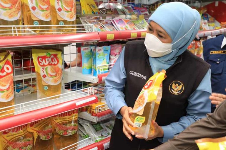 Gubernur Khofifah Minta Pemda dan APRINDO Jaga Rantai Pasok Aman