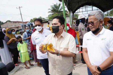 BUMN Gelar Operasi Pasar Tambahan untuk Minyak Goreng