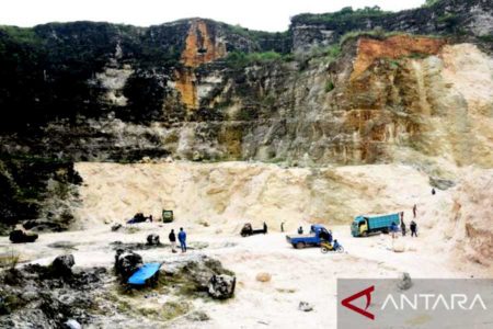 Anggota DPR RI Minta Polda Jabar tindak Tambang Ilegal dengan Bahan Peledak di Karawang