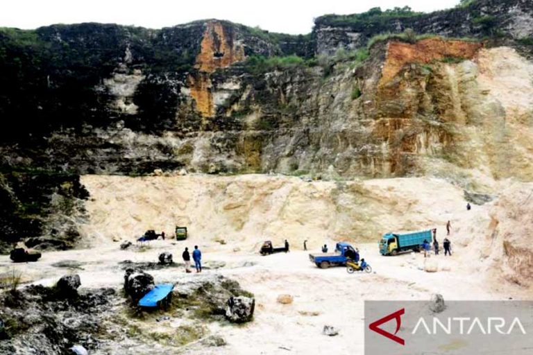 Anggota DPR RI Minta Polda Jabar tindak Tambang Ilegal dengan Bahan Peledak di Karawang