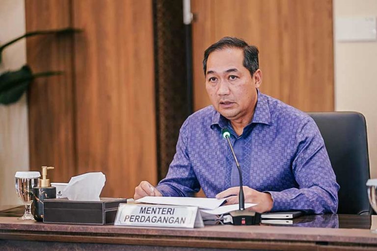 Pantau Minyak Goreng di Ritel Modern, Mendag: Sudah Normal, Bahkan Stoknya Melimpah