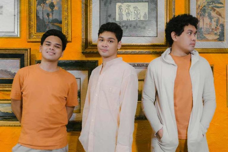 TheOvertunes, Menjawab Pertanyaan Lewat ‘Write Me Another Song’