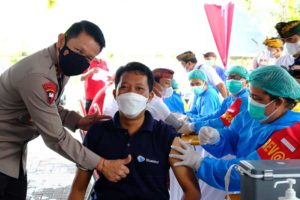 Bluebird Bali Selenggarakan Vaksinasi Booster untuk Seluruh Pengemudi