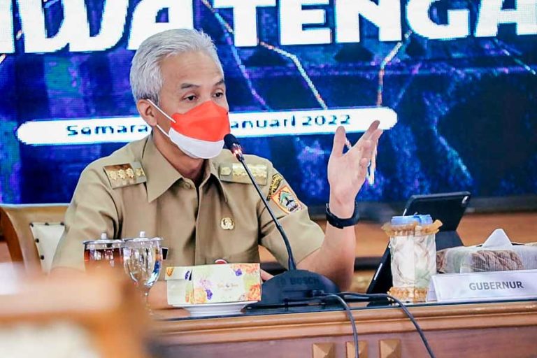 Terbitkan Aturan Kegiatan Massal, Ganjar: Tidak Dilarang Tapi Terbatas