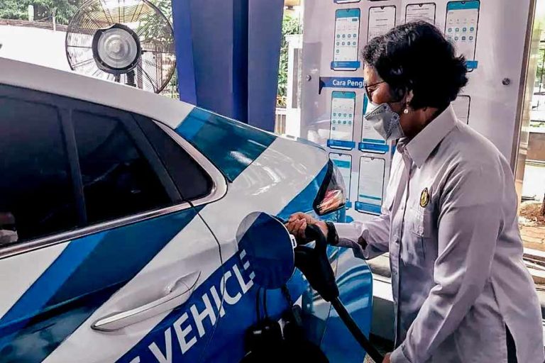 Dukung Ekosistem Kendaraan Listrik, PLN Operasikan 114 SPKLU di Seluruh Indonesia