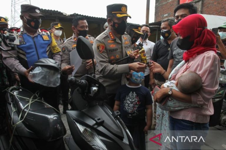 Motor Perempuan Penarik Ojek Online Hilang, Jokowi Berikan Motor Baru