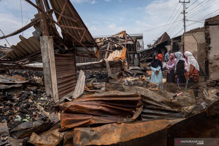 Pasar Sayung Demak Kebakaran, Tiga Kios Hangus Terbakar