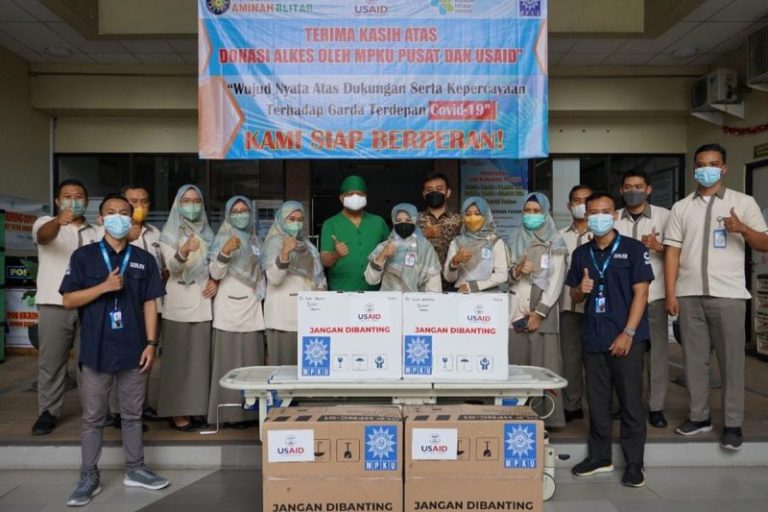 Untuk Hadapi TBC dan Covid-19, AS Donasikan Peralatan Medis Senilai 1,6 Juta Dolar Ke RS Muhammadiyah