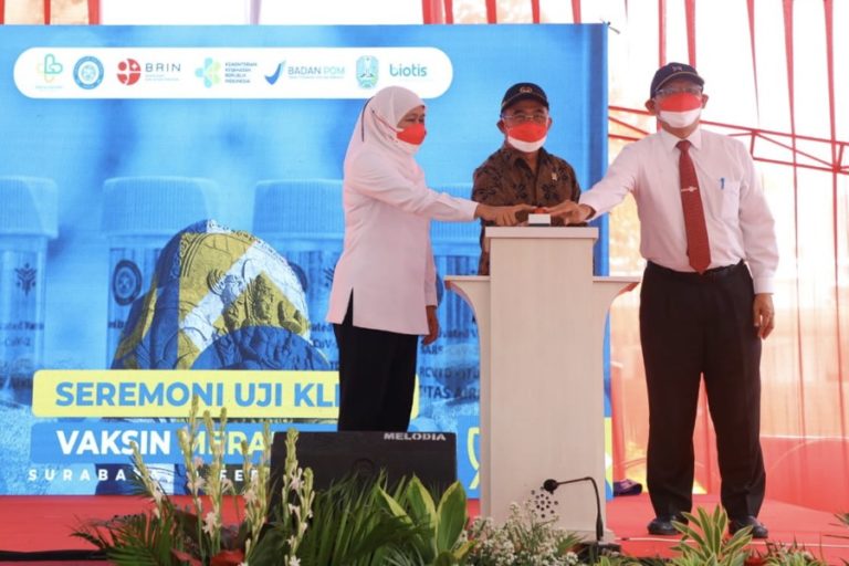 Gubernur Khofifah Ajak Masyarakat yang Belum Vaksin Jadi Relawan Uji Klinis Vaksin Merah Putih yang Dimulai Hari Ini