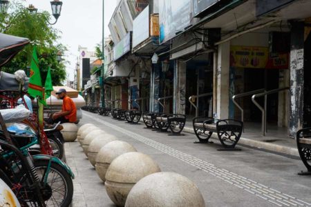 Suasana Lengang Malioboro Tanpa Kehadiran PKL Suasana Lengang Malioboro Tanpa Kehadiran PKL
