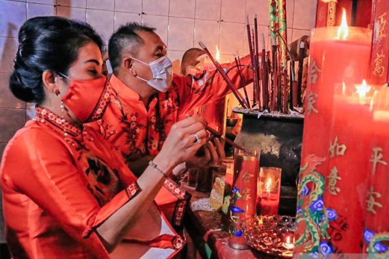 Wali Kota Singkawang, Rayakan Imlek bersama Keluarga tetap Jalani Prokes
