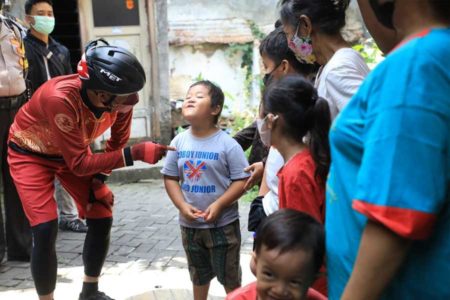 Pelangi Kecil di Kampung Pecinan Semarang