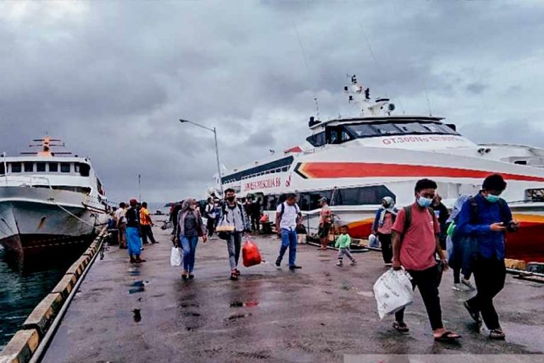 BMKG: Pelayaran di Sultra Wajib Waspada Gelombang Tinggi hingga Maret