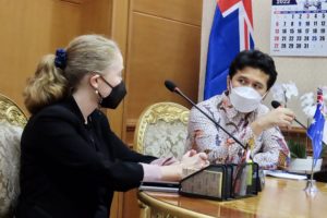 Wagub Emil Bahas Peluang Ekspor 5 Jenis Buah Tropis Bersama Konjen Australia