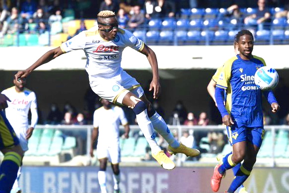 Napoli Menang Tipis Lawan Hellas Verona, Tempel Ketat AC Milan Rebutkan Scudetto