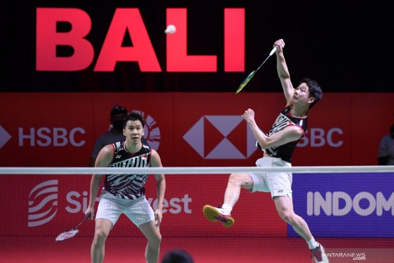 Sempat Terganggu Karena Pindah Lapangan, Kevin Sanjaya dan Marcus Gideon Menang di Babak Pertama All England