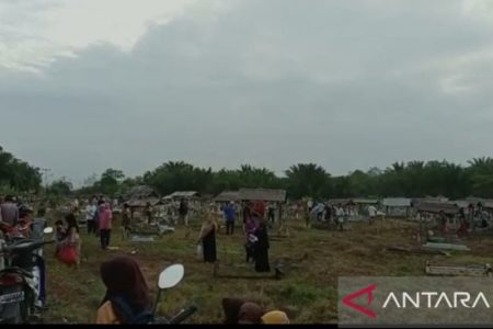 Raye Kubbor, Tradisi Ziarah Makam di Sambas untuk Rayakan Nisfu Syaban