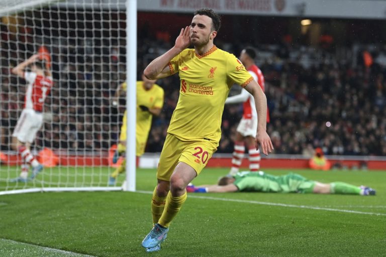 Berhasil Kalahkan Arsenal, Liverpool Tempel Ketat Manchester City di Perebutan Juara
