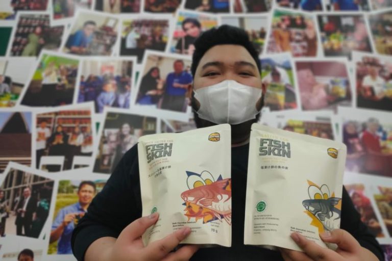 Camilan Kulit Ikan Patin Produk UMKM Lampung Jadi Oleh-Oleh Gelaran MotoGP Mandalika