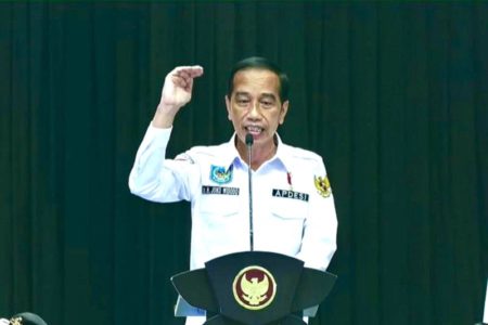 Presiden Jokowi: Gotong Royong Pemerintah Desa Jadi Kunci Penanganan Covid-19