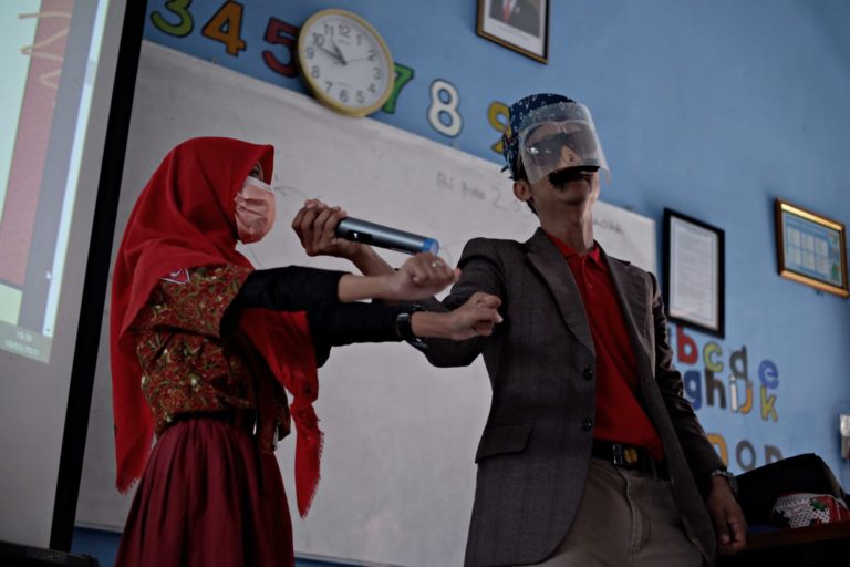 Belajar Mendongeng bagi Generasi Melihat