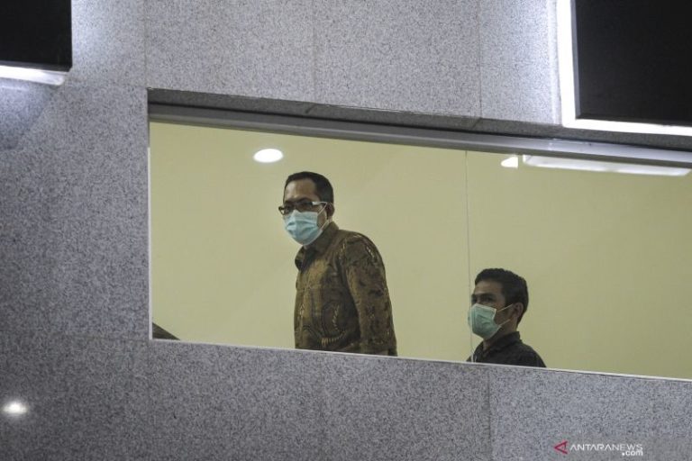 Diduga Sering Lakukan Lobi Suap Putusan Perkara, KPK Dalami Peran Hakim Itong